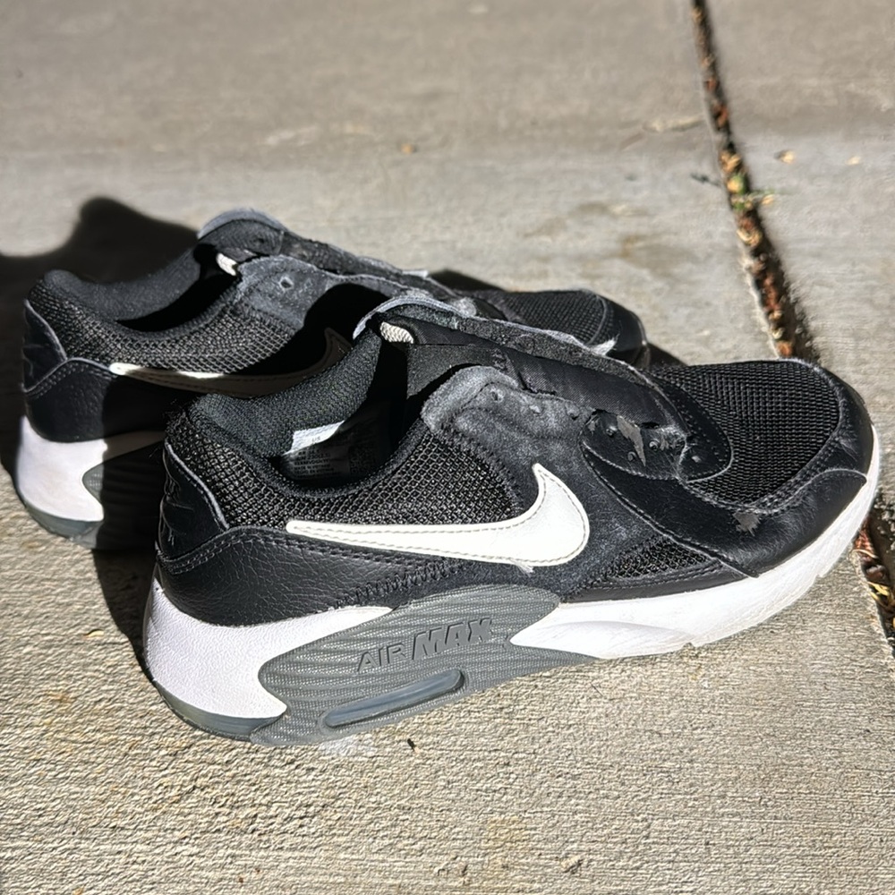 Nike AirMax - Picture 3 of 5